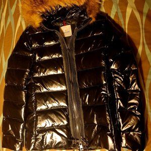 Like new Moncler Laquer Puffer Jacket Sz 4